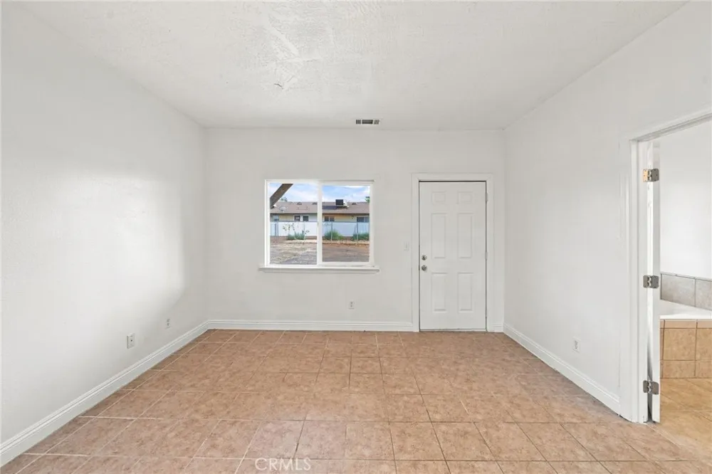 20255 Rimrock Road Apple Valley, CA 92307