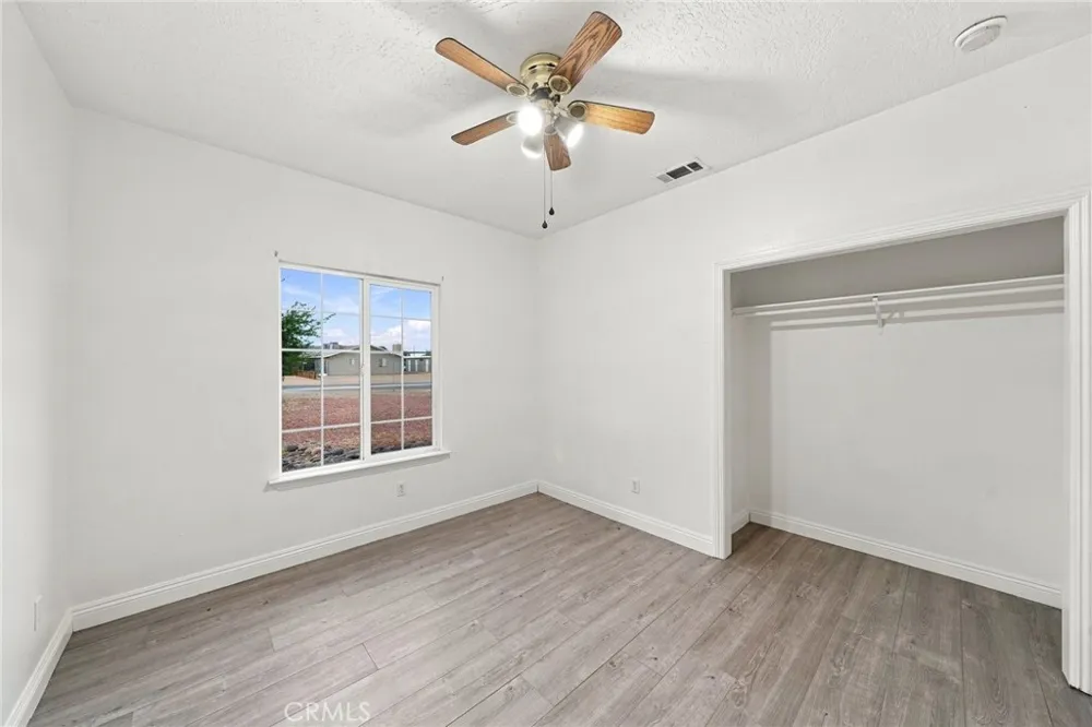 20255 Rimrock Road Apple Valley, CA 92307