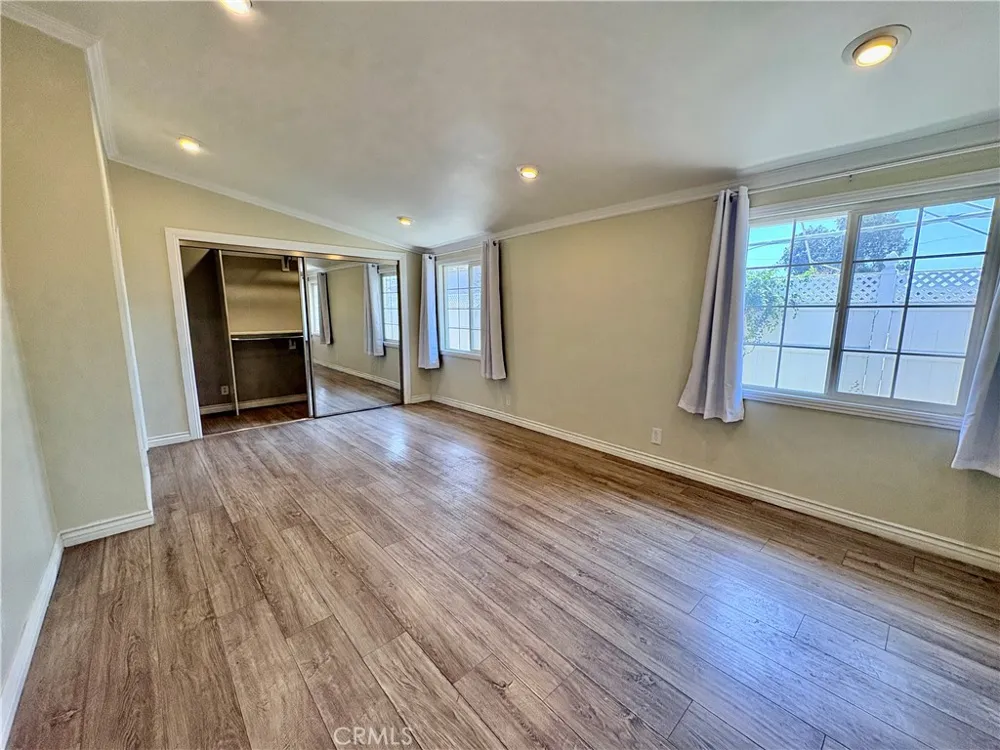 975 Grammont Avenue Covina, CA 91724