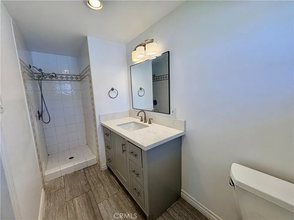 975 Grammont Avenue Covina, CA 91724