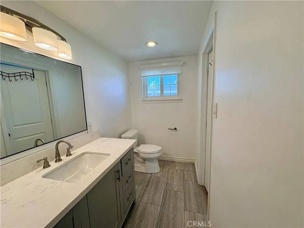 975 Grammont Avenue Covina, CA 91724