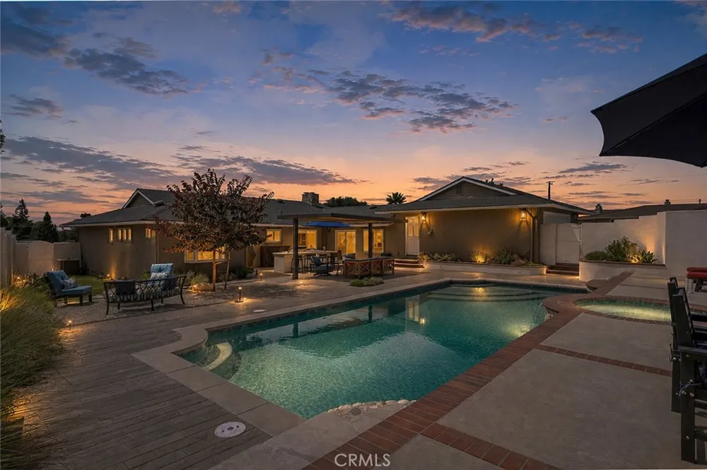 2439 Ocean View Upland, CA 91784