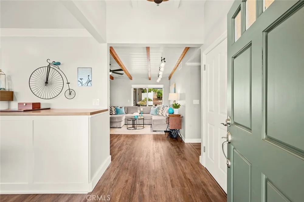 2439 Ocean View Upland, CA 91784