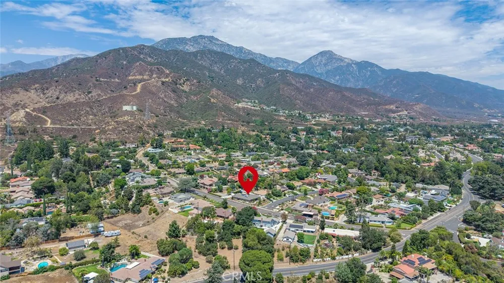 2439 Ocean View Upland, CA 91784