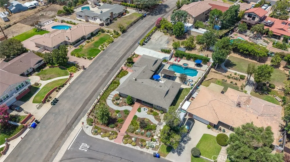 2439 Ocean View Upland, CA 91784