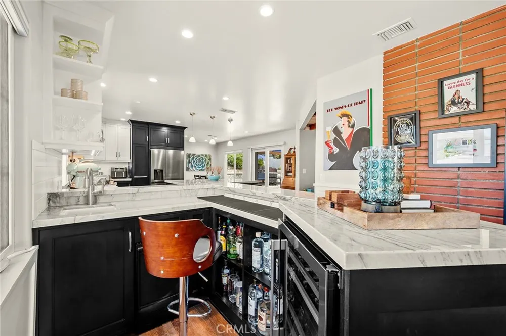 2439 Ocean View Upland, CA 91784