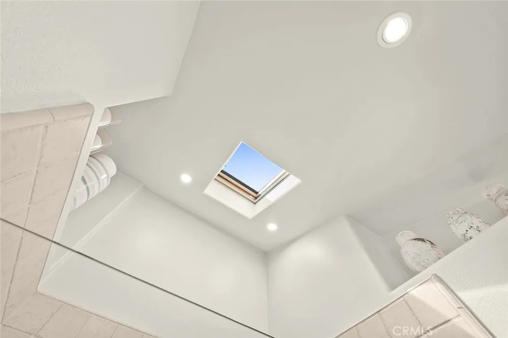 2439 Ocean View Upland, CA 91784
