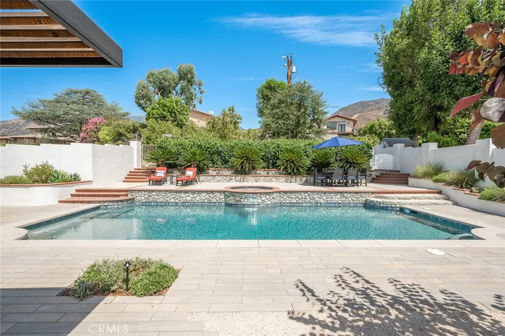 2439 Ocean View Upland, CA 91784