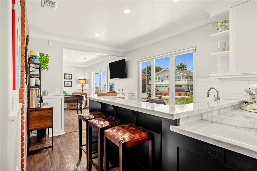 2439 Ocean View Upland, CA 91784