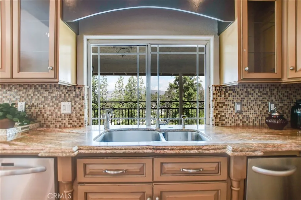 770 S Tonopah Court San Dimas, CA 91773