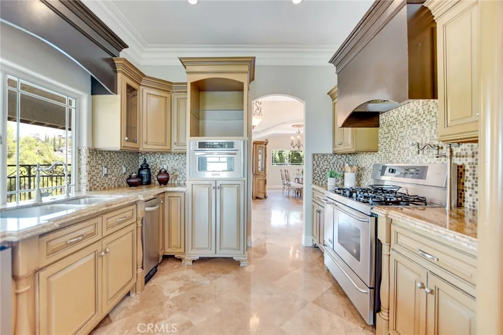 770 S Tonopah Court San Dimas, CA 91773