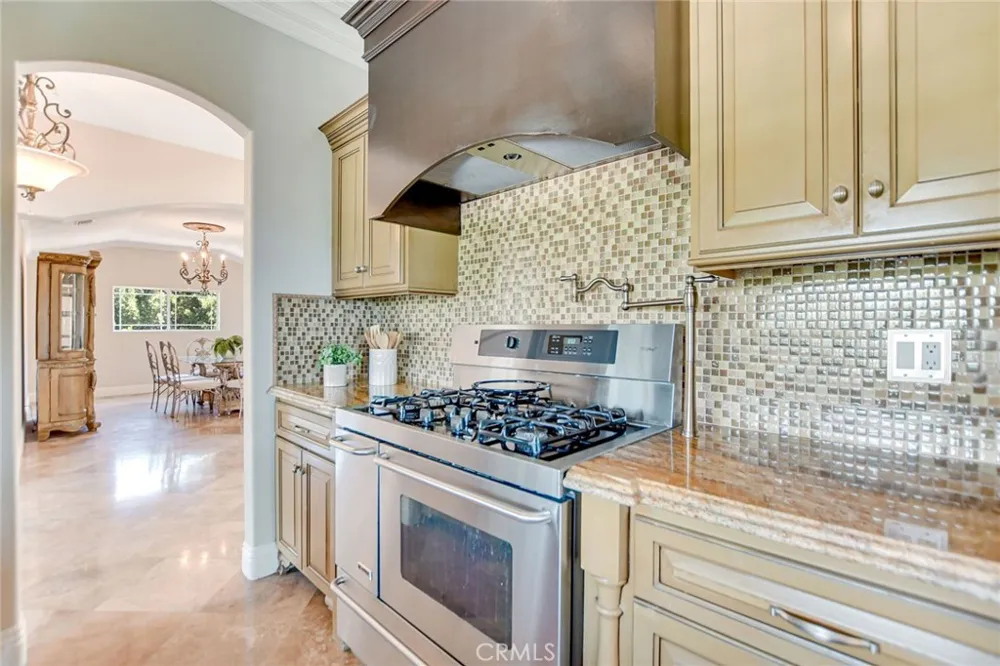 770 S Tonopah Court San Dimas, CA 91773