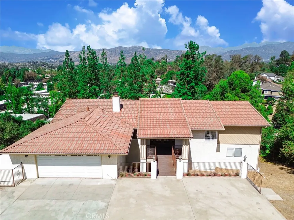 770 S Tonopah Court San Dimas, CA 91773