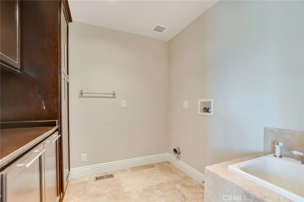 770 S Tonopah Court San Dimas, CA 91773