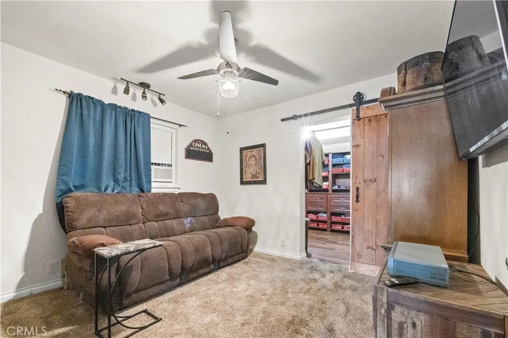 128 Walnuthaven Drive West Covina, CA 91790