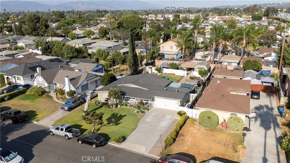 128 Walnuthaven Drive West Covina, CA 91790