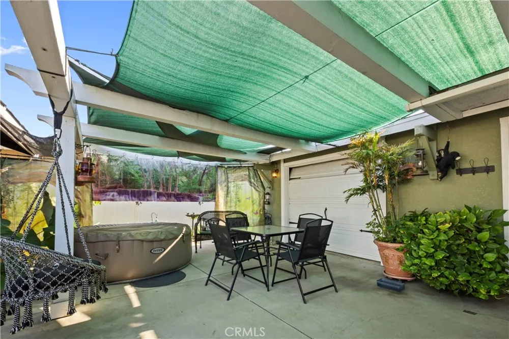 128 Walnuthaven Drive West Covina, CA 91790