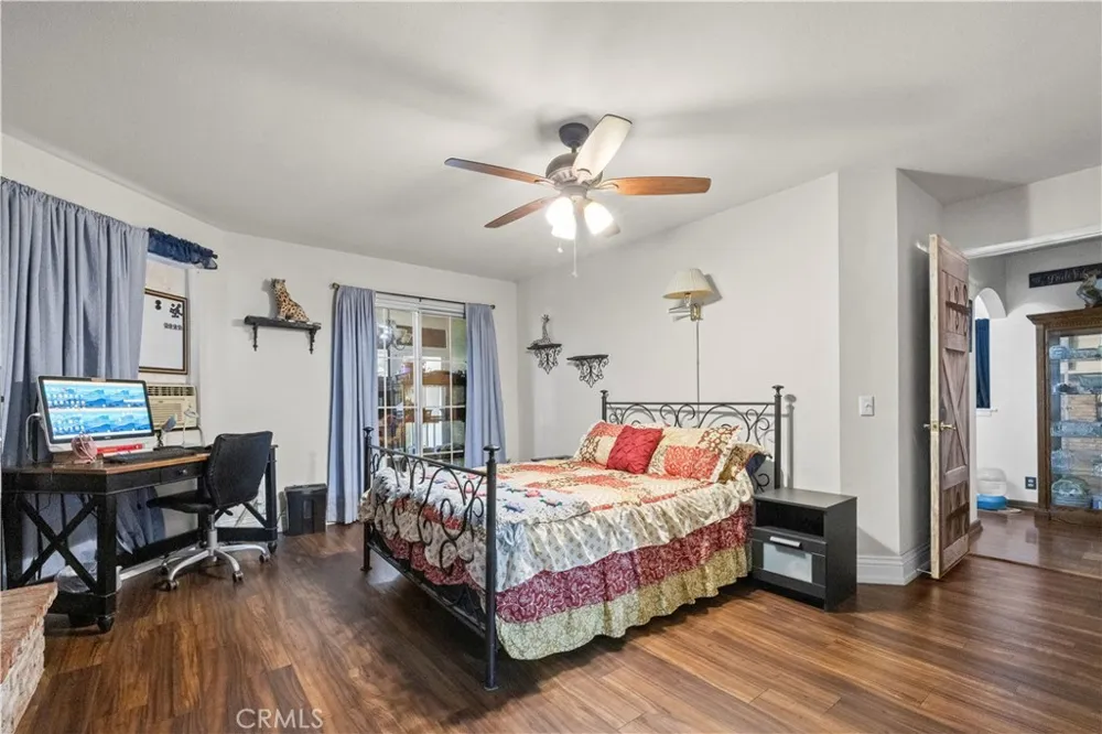128 Walnuthaven Drive West Covina, CA 91790