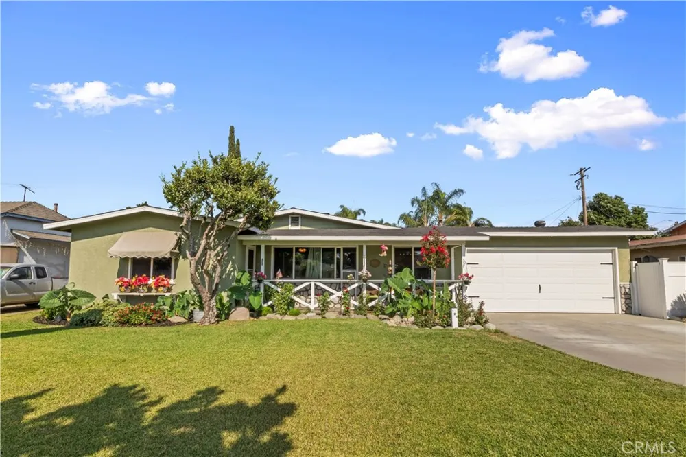 128 Walnuthaven Drive West Covina, CA 91790