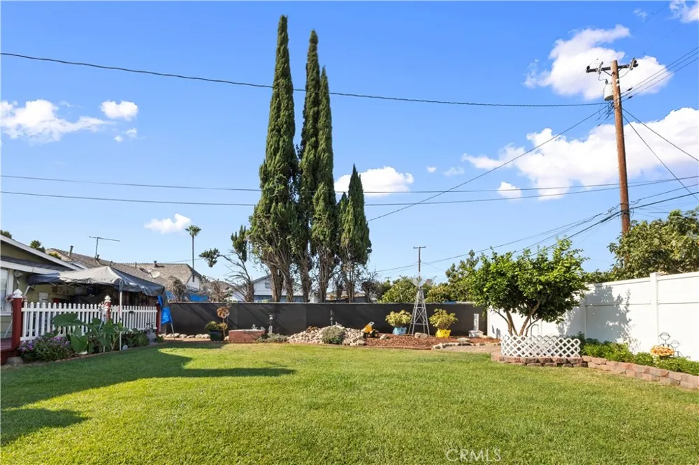 128 Walnuthaven Drive West Covina, CA 91790