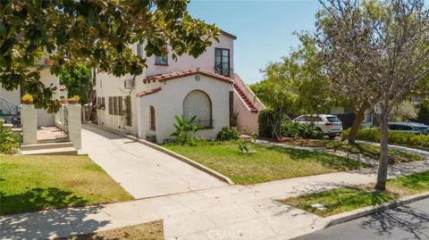 1332 Masselin Avenue #A&B