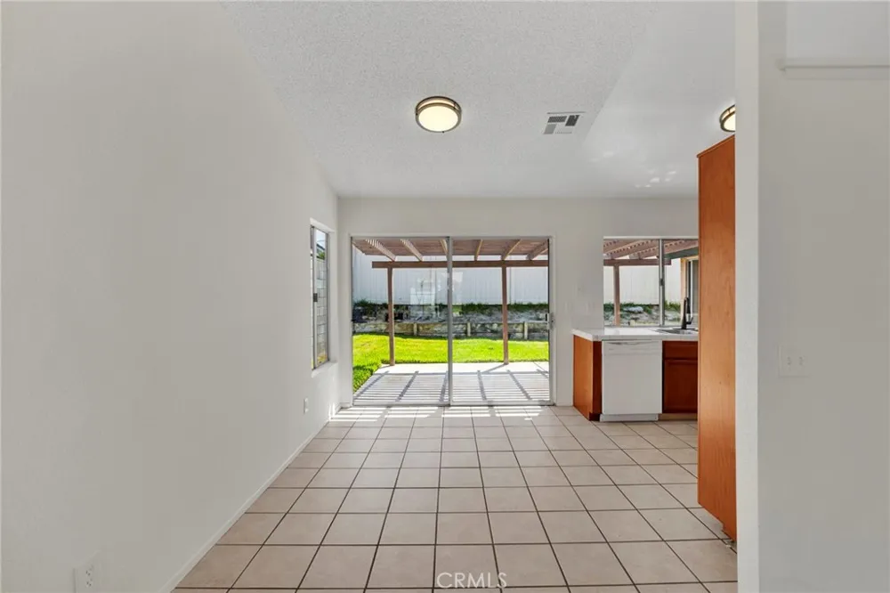 11311 Redwood Court Fontana, CA 92337