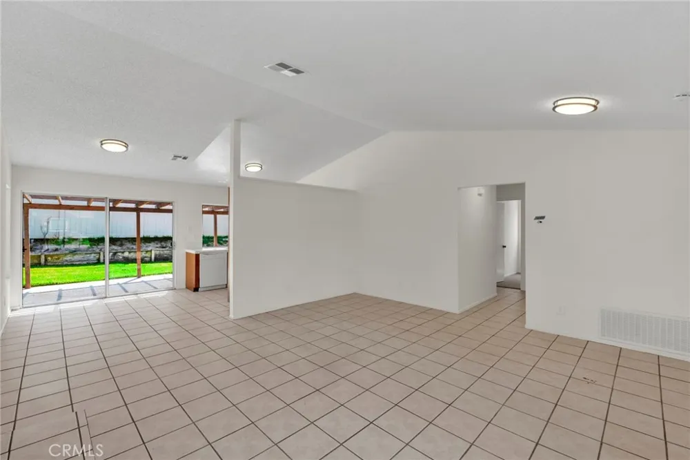 11311 Redwood Court Fontana, CA 92337