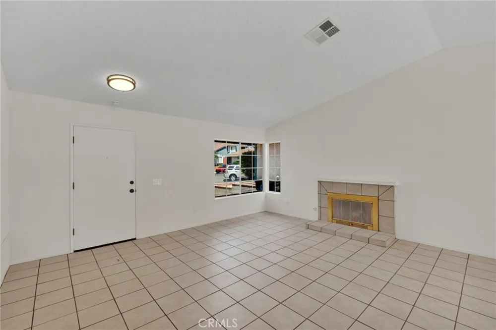 11311 Redwood Court Fontana, CA 92337