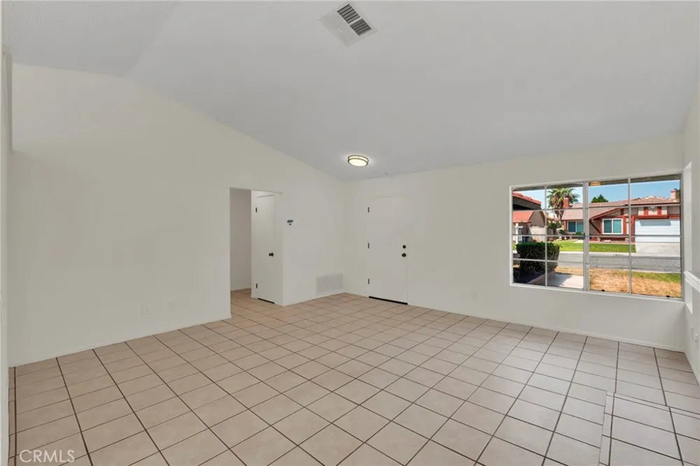 11311 Redwood Court Fontana, CA 92337