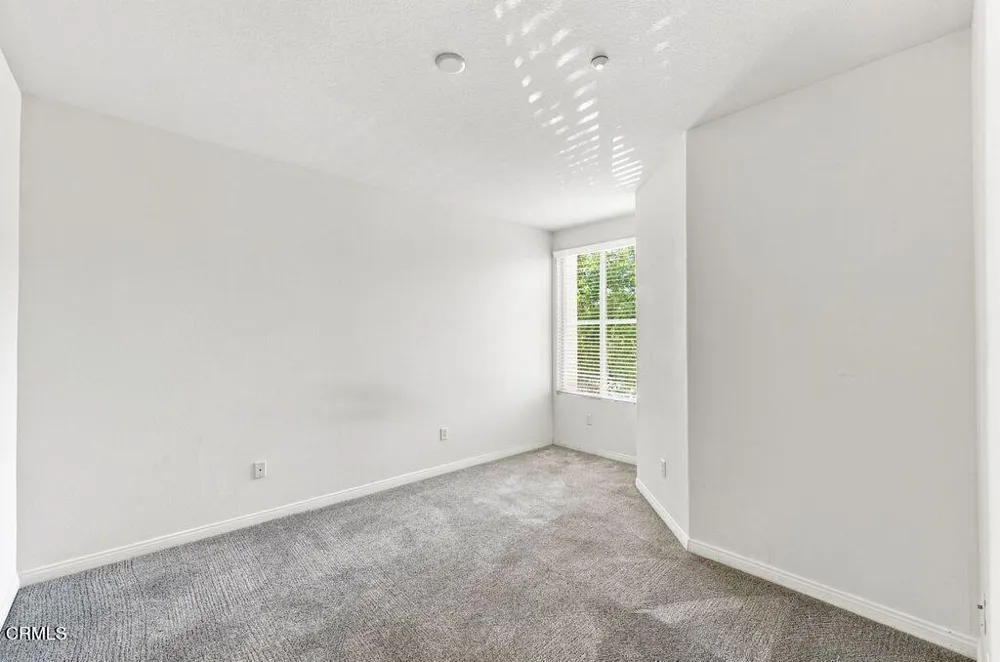 6287 Turnstone Street #4-202 Ventura, CA 93003