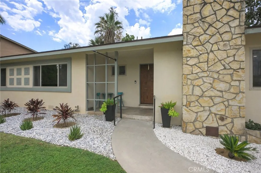 414 Via Vista Drive Redlands, CA 92373