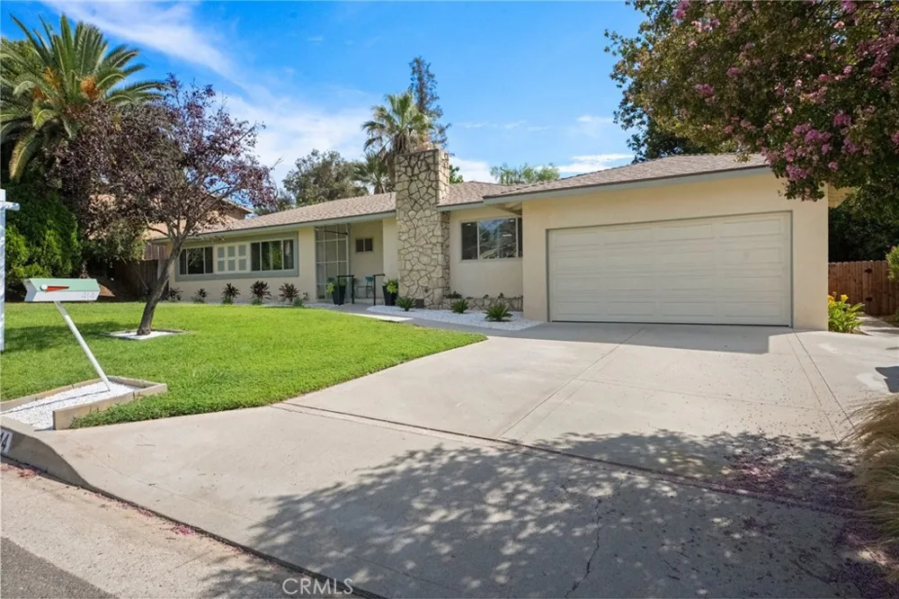 414 Via Vista Drive Redlands, CA 92373