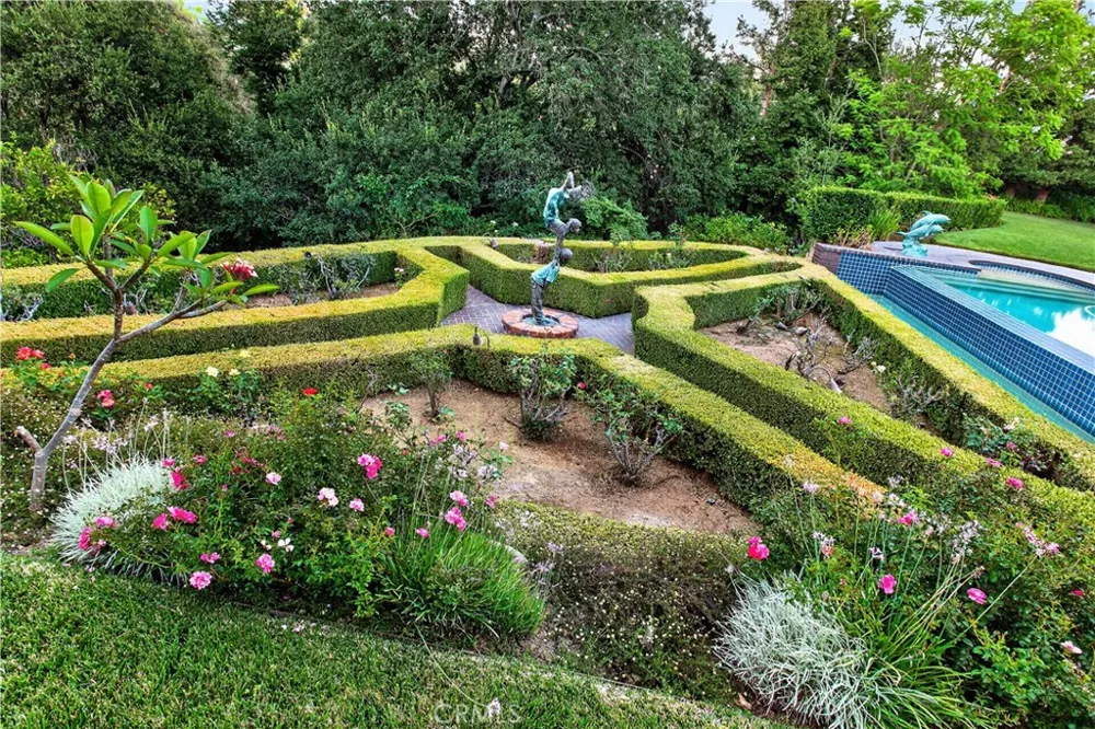 25423 Brassie Lane La Verne, CA 91750