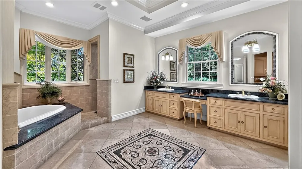 25423 Brassie Lane La Verne, CA 91750