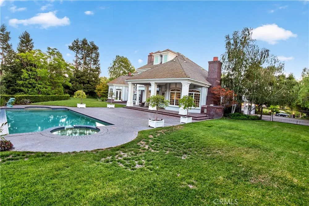25423 Brassie Lane La Verne, CA 91750
