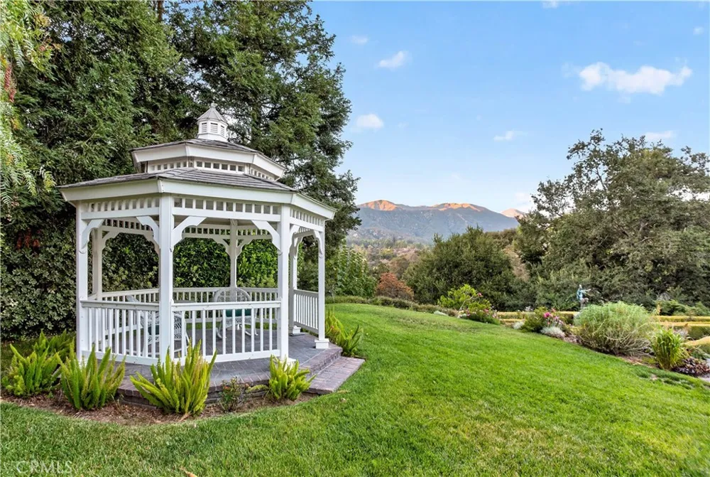 25423 Brassie Lane La Verne, CA 91750
