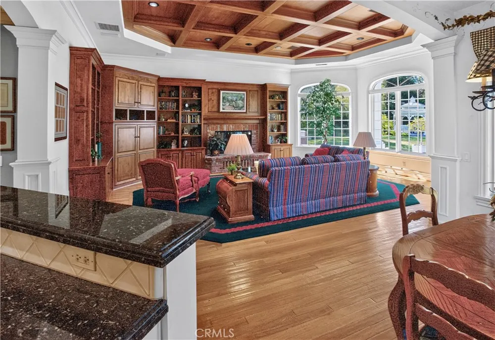 25423 Brassie Lane La Verne, CA 91750