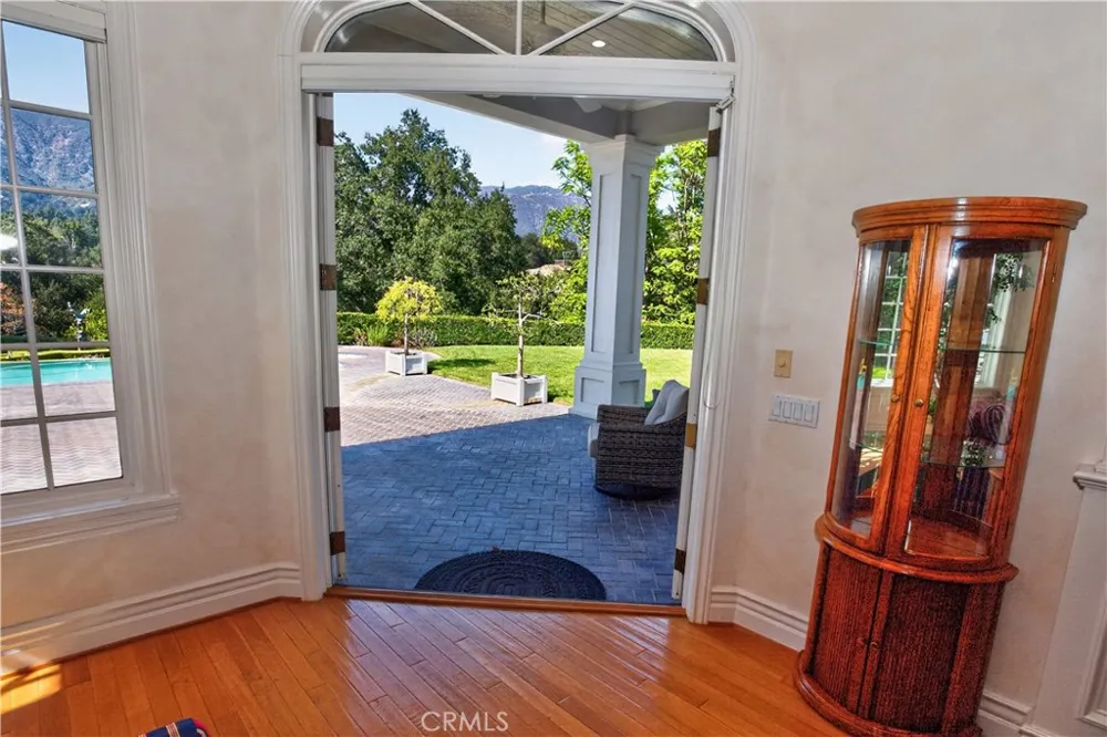 25423 Brassie Lane La Verne, CA 91750