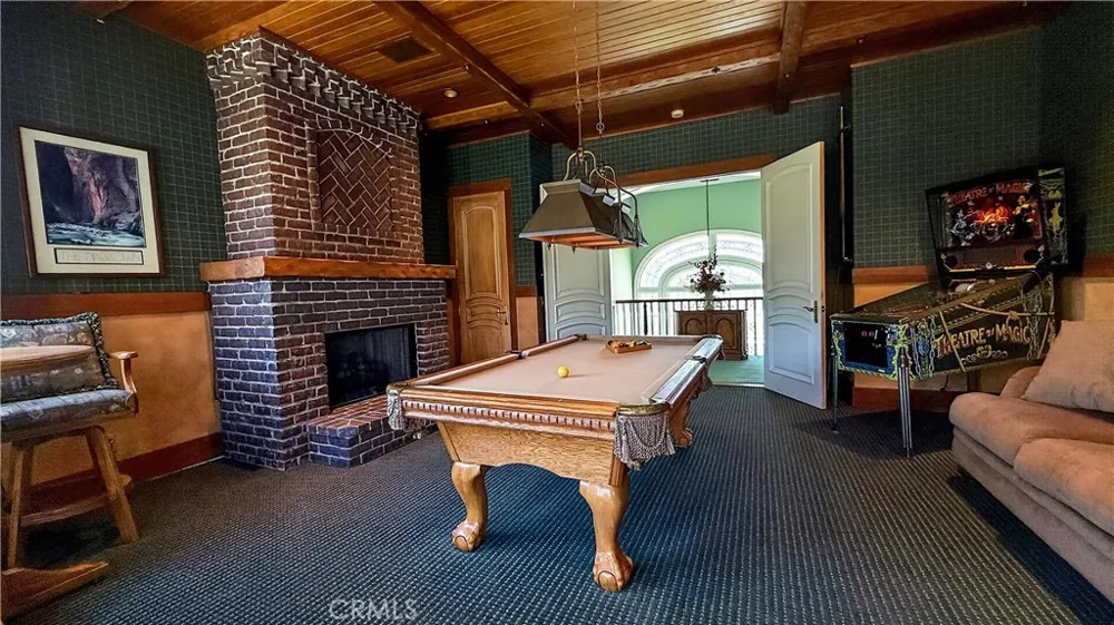 25423 Brassie Lane La Verne, CA 91750