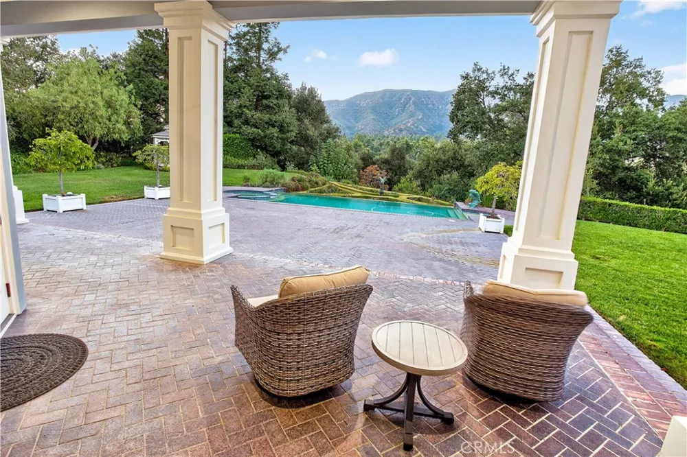 25423 Brassie Lane La Verne, CA 91750