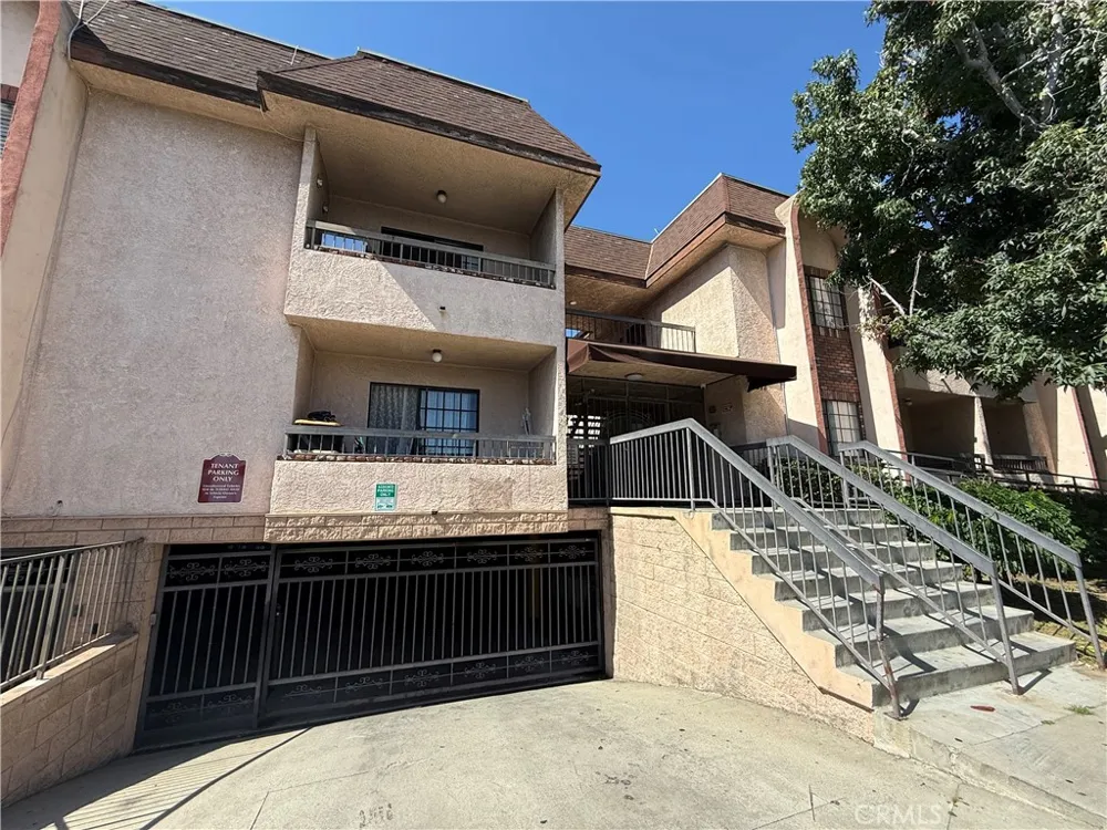211 Magnolia Avenue #106 Glendale, CA 91502