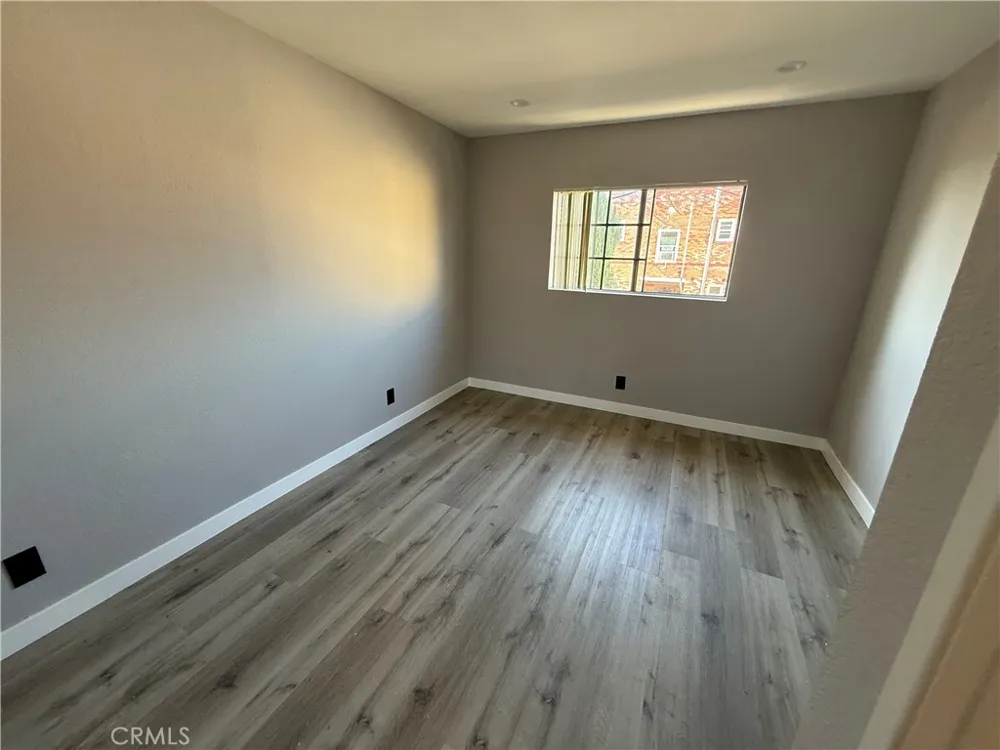 211 Magnolia Avenue #106 Glendale, CA 91502