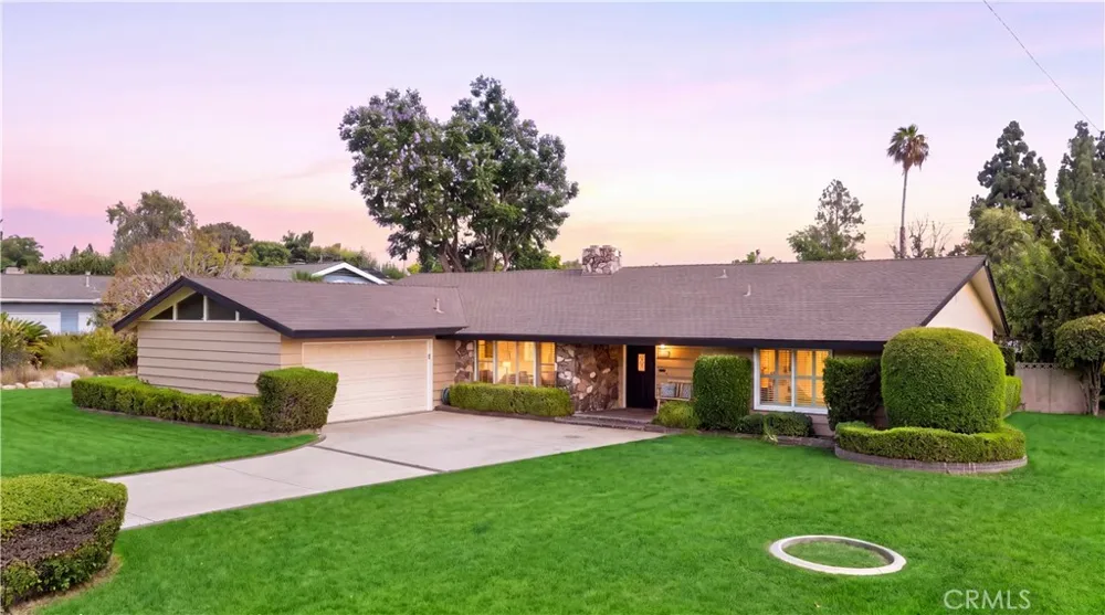 698 Wellesley Claremont, CA 91711