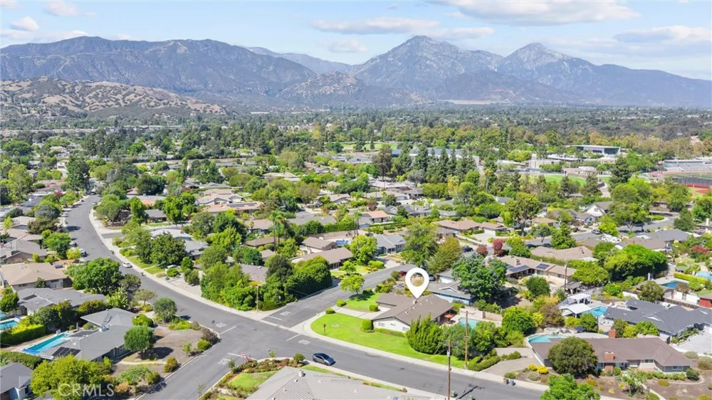 698 Wellesley Claremont, CA 91711