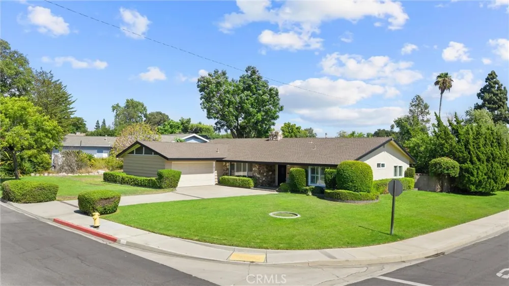 698 Wellesley Claremont, CA 91711