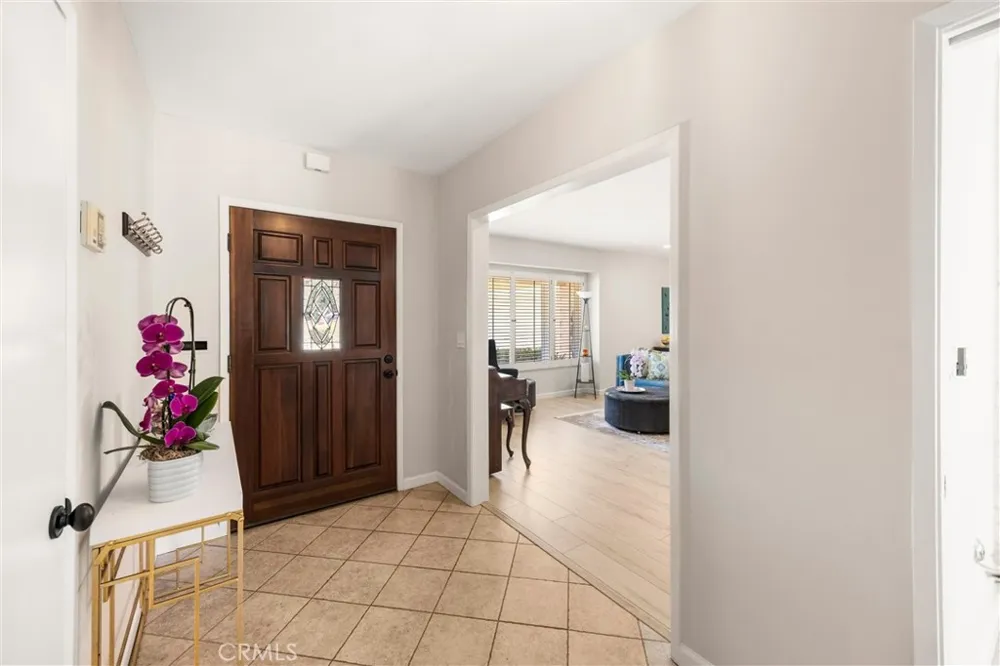 698 Wellesley Claremont, CA 91711