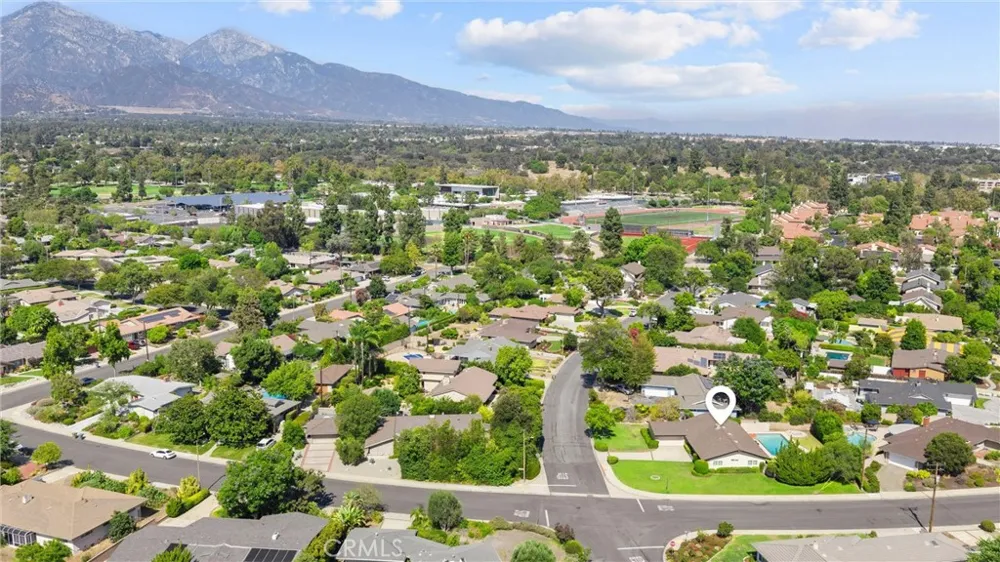 698 Wellesley Claremont, CA 91711