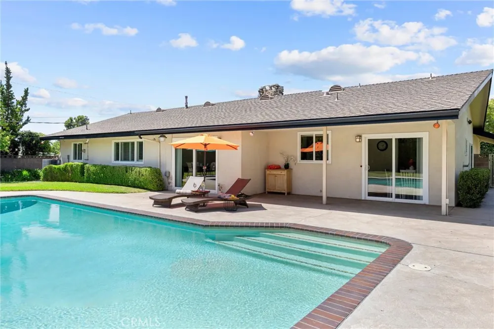 698 Wellesley Claremont, CA 91711