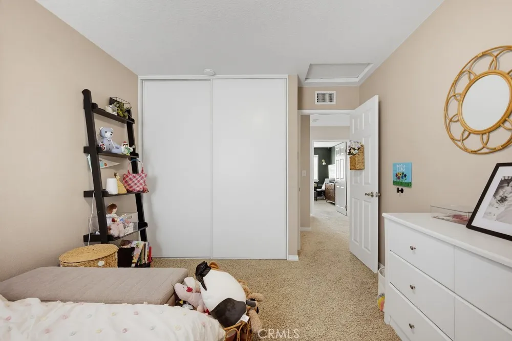 2253 Jasmine Avenue Upland, CA 91784