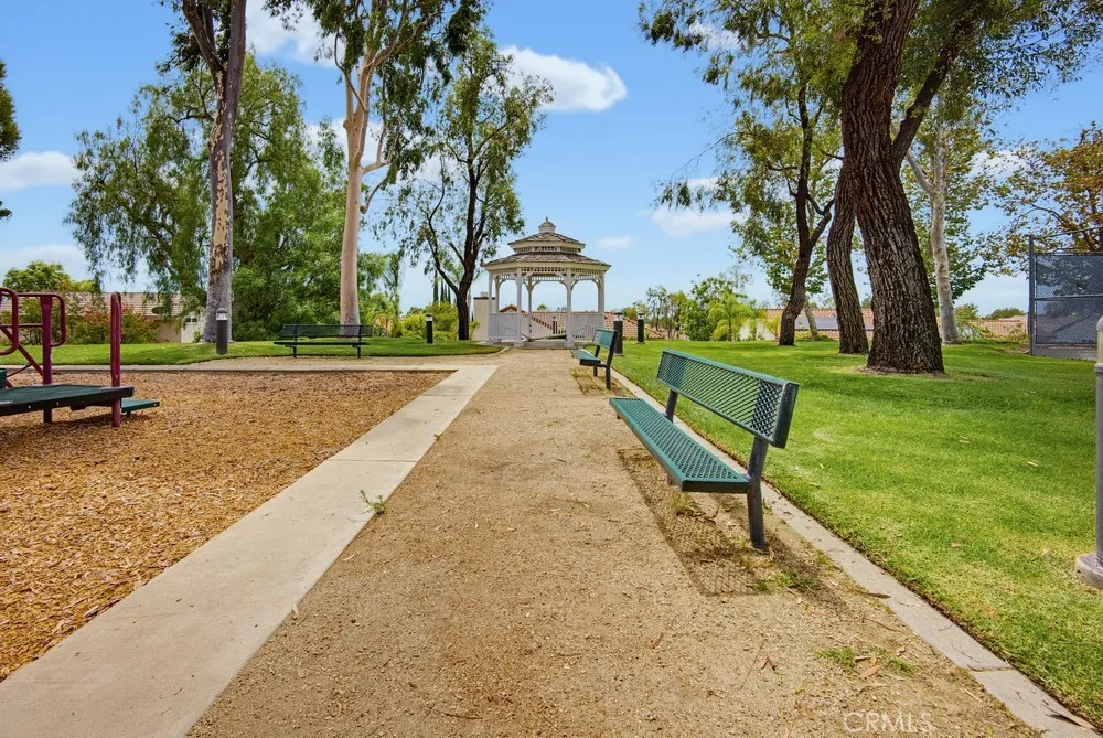 2253 Jasmine Avenue Upland, CA 91784